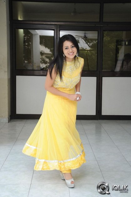 Reshma-at-Jeelakarra-Bellam-Movie-Press-Meet